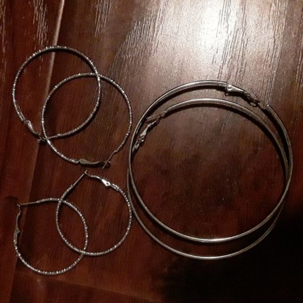 💣4/$10 💣 3 Pairs Silver-tone hoop earrings - never worn